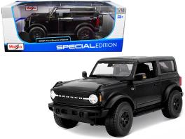 2021 ford bronco wildtrak black metallic with dark gray top "special edition" 1/18 diecast model car by maisto