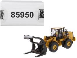 Cat caterpillar 972m wheel loader with log fork and operator "high line" series 1/87 (ho) scale diecast model by diecast masters