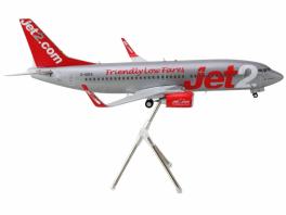 Boeing 737-300 commercial aircraft "jet2" (g-gdfg) gray metallic with red tail "gemini 200" series 1/200 diecast model airplane by geminijets
